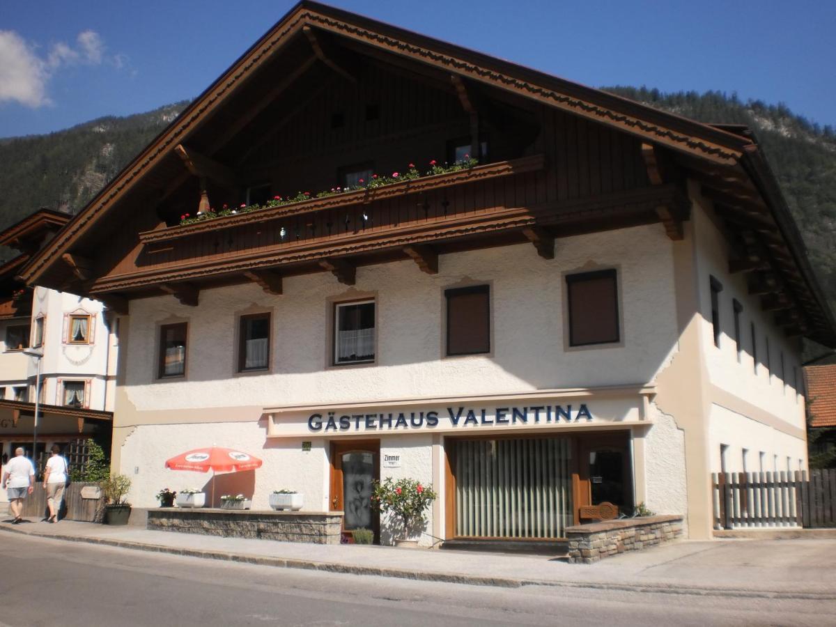 Gaestehaus Valentina Майрхофен Экстерьер фото